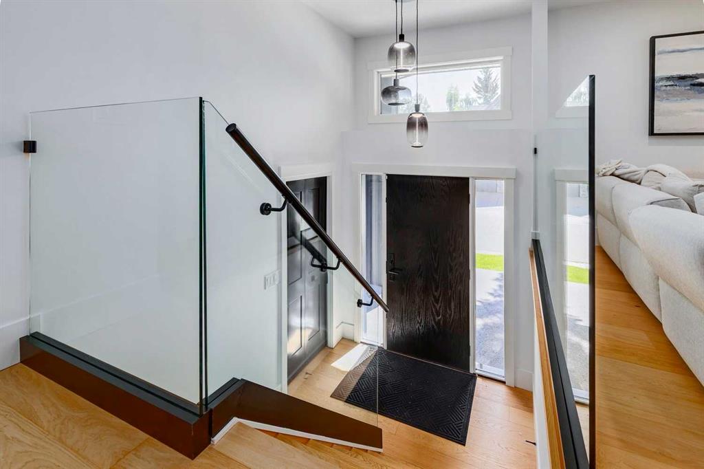 Additional image 6 of 1206 Varsity Estates Road NW, Calgary, AB, T3B2X2