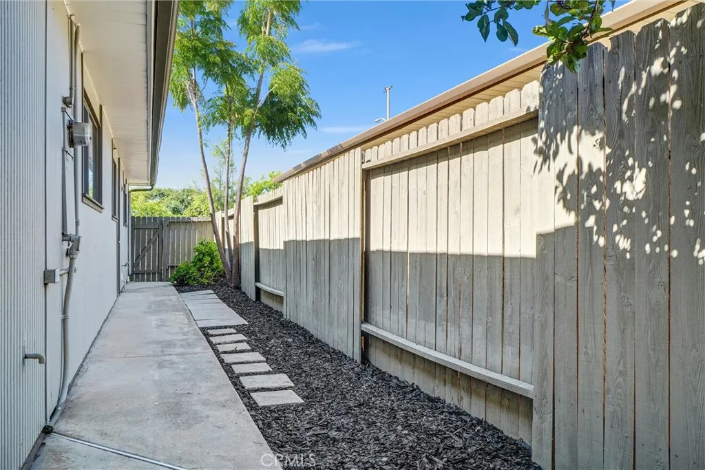 Additional image 60 of 610 E Briardale Ave, Orange, CA 92865