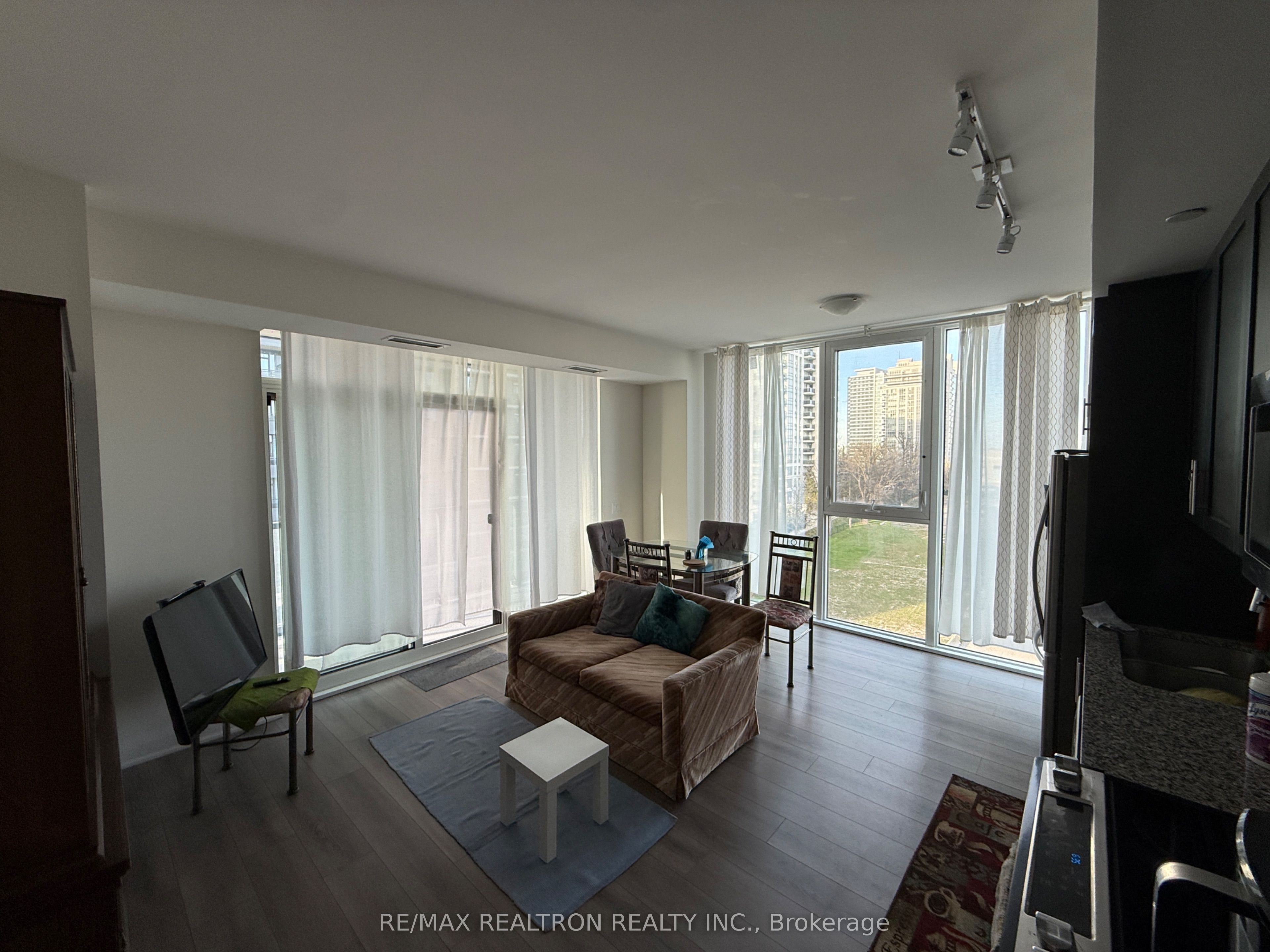 Additional image 4 of 602-20 Gatineau Drive, Vaughan, ON, L4J 0L3
