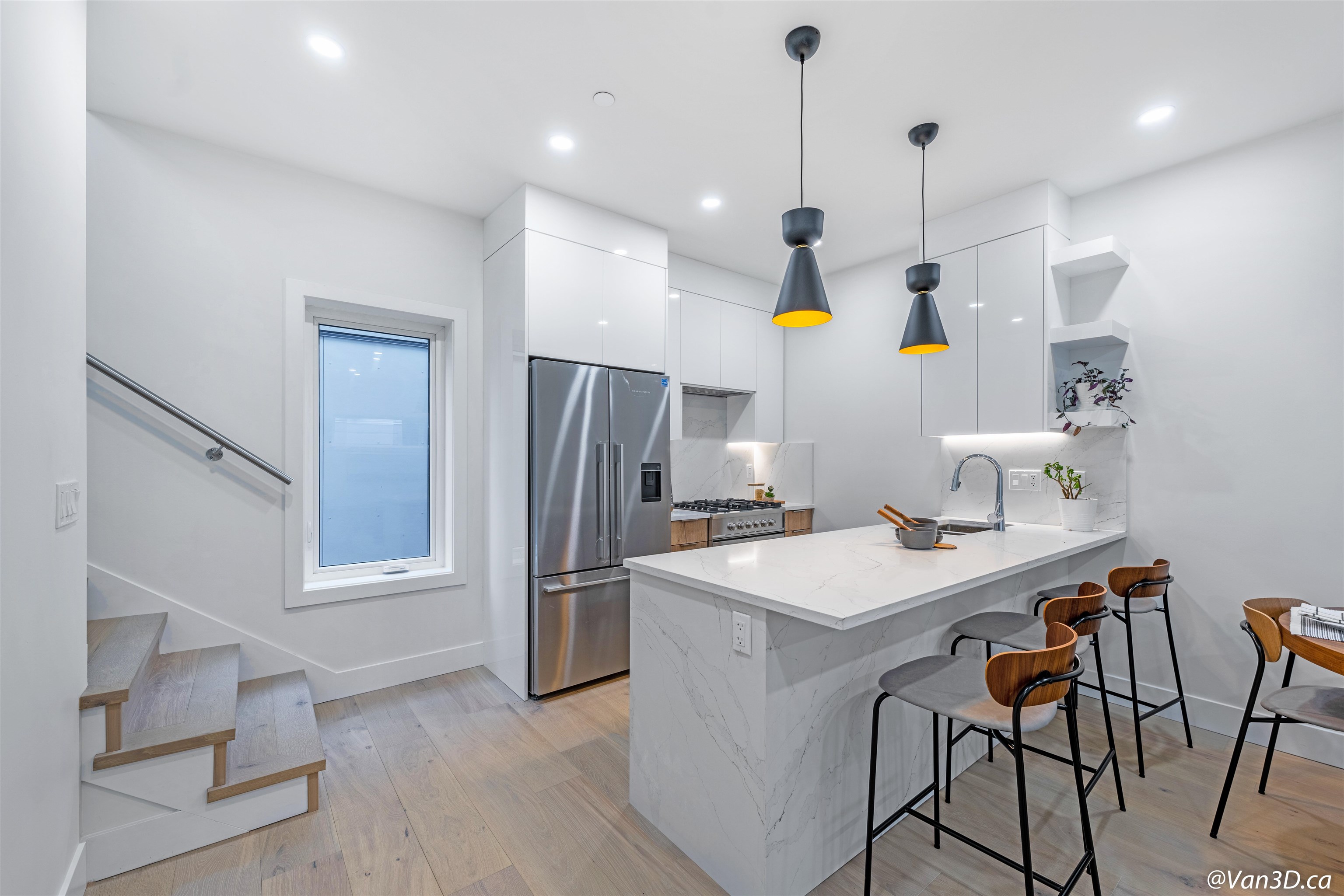 Additional image 6 of 2-369 16th Avenue E, Vancouver, BC, V5T 2T7