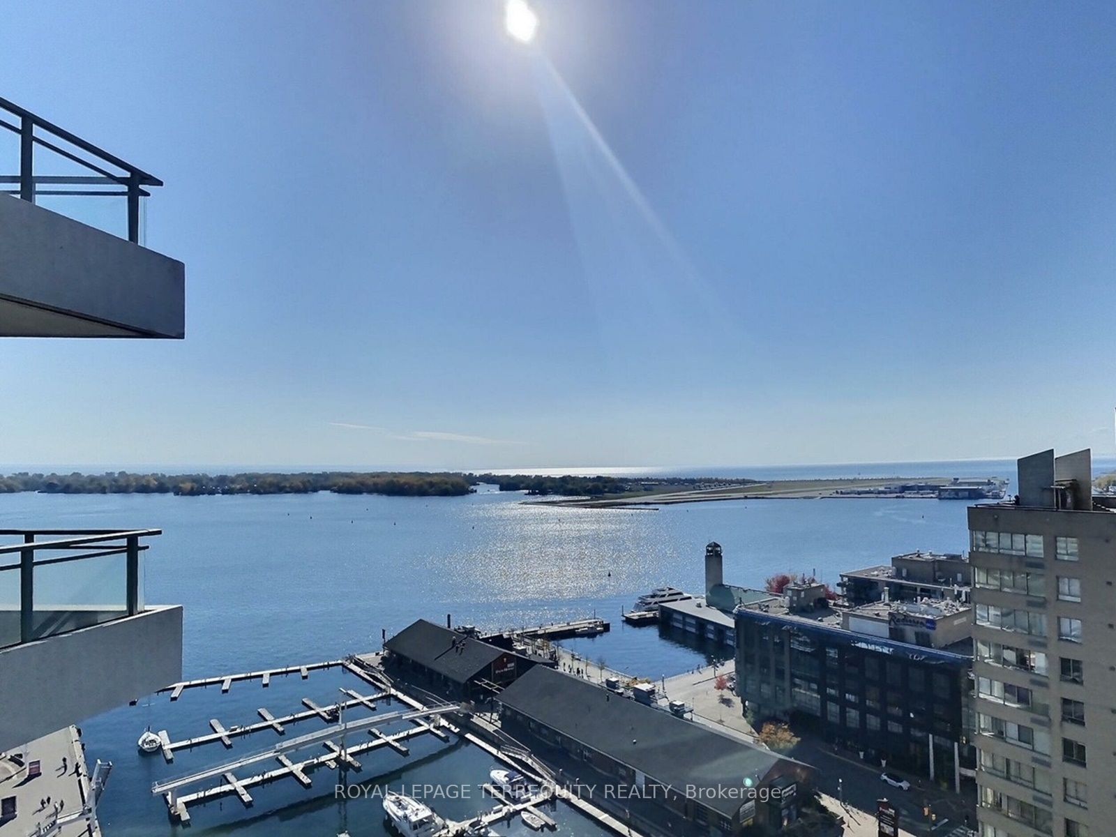 2322-230 Queens Quay W, Toronto, ON, M5J 2Y7
