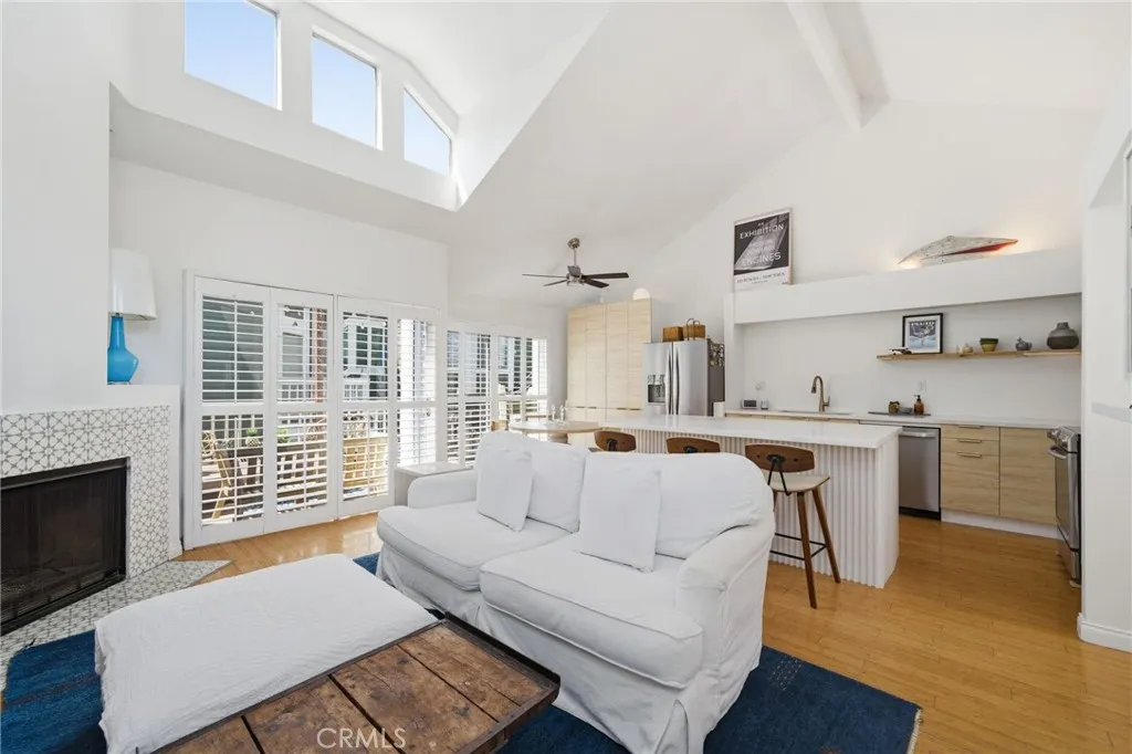 Additional image 2 of 805 Grayling Bay Unit 46, Costa Mesa, CA 92626