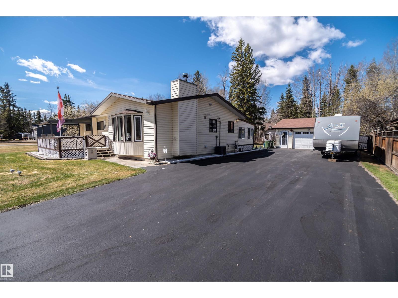 4828 48 Street, Rural Lac Ste. Anne County, AB, T0E0A0