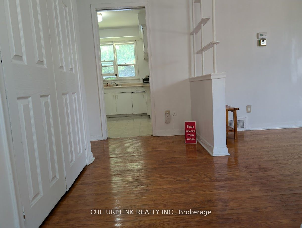 Additional image 4 of main floor-998 Willowdale Avenue, Toronto, ON, M2M 3C7