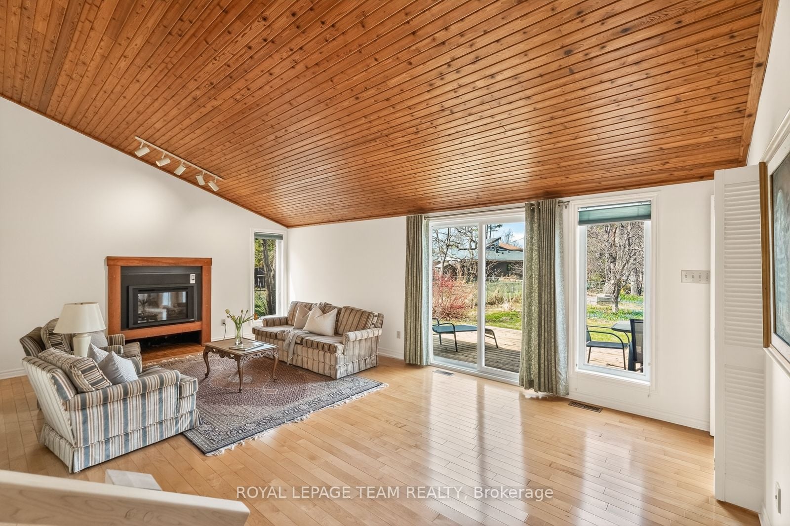 Additional image 4 of 3124 Quesnel Drive, Ottawa, ON, K1V 7E6