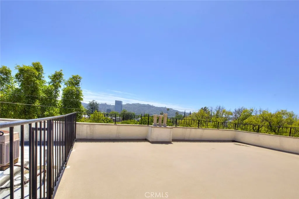 Additional image 29 of 10470 Riverside Dr Unit 102, Toluca Lake, CA 91602