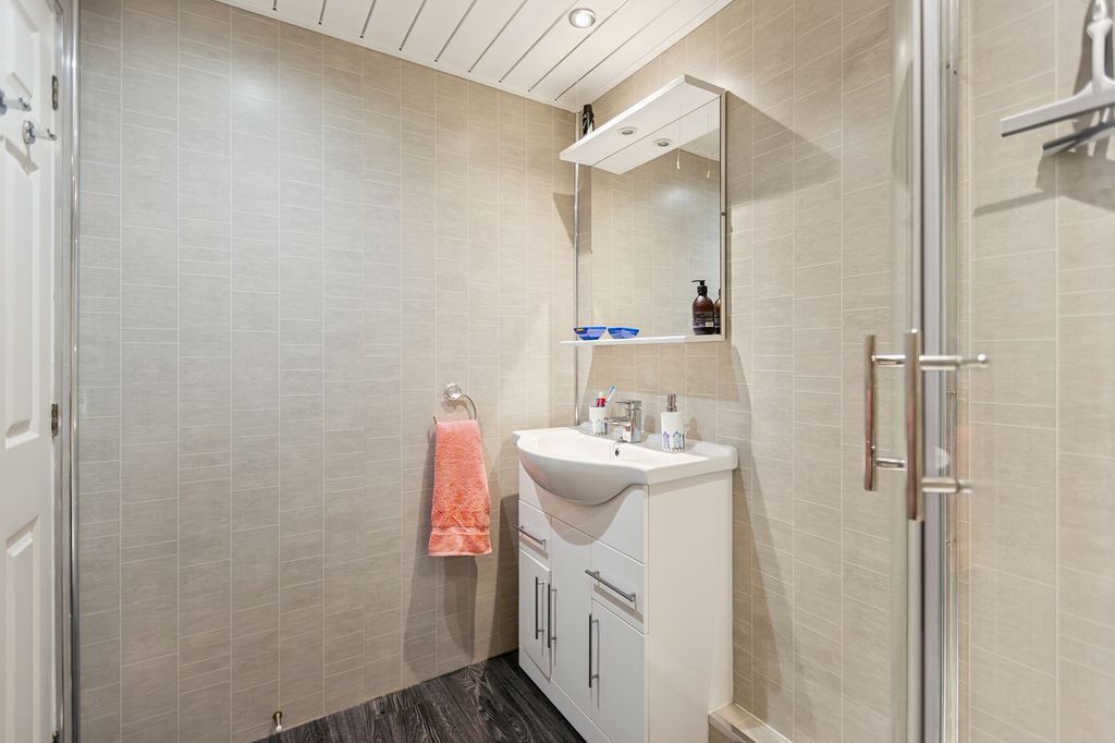 Additional image 20 of 1 bed flat for saleFlat 19 Princes Court, Helensburgh G84