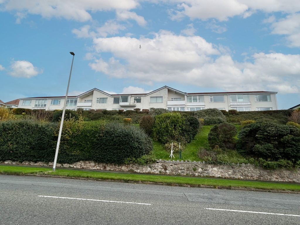 Additional image 9 of 2 bed flat for saleWarren Drive, Deganwy, Conwy LL31