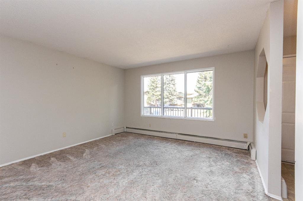 Additional image 4 of 19 Gibson Close, Red Deer, AB, T4P 2Z3