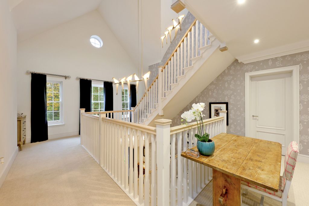 Additional image 13 of 7 bed property for saleBagshot Road, Ascot, Surrey SL5