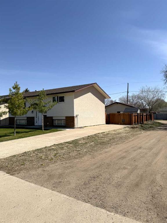 Additional image 2 of 1539 4 Avenue NE, Medicine Hat, AB, T1A 6C2