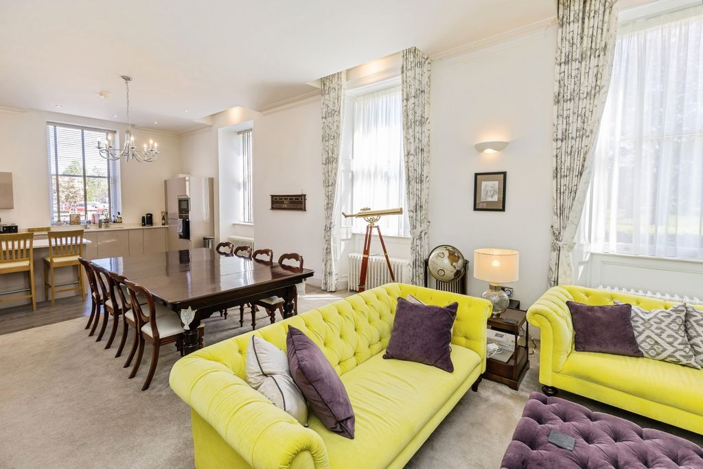 Additional image 3 of 2 bed flat for saleBlencowe Close, Chester CH1