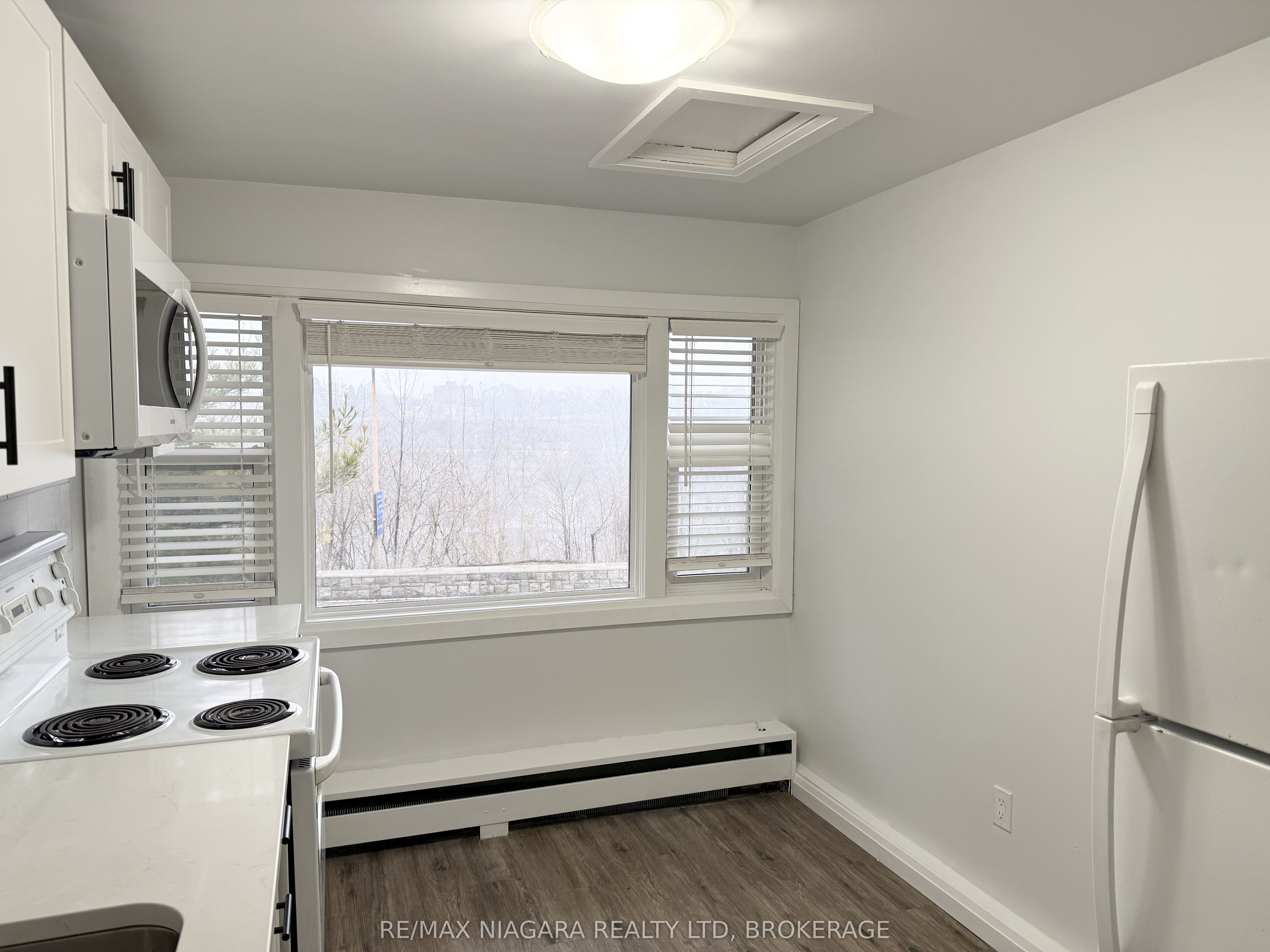 Additional image 4 of Unit 4-4711 River Road, Niagara Falls, ON, L2E 3G2