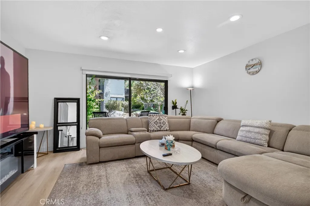 60 Orange Blossom, Irvine, CA 92618 photo 5