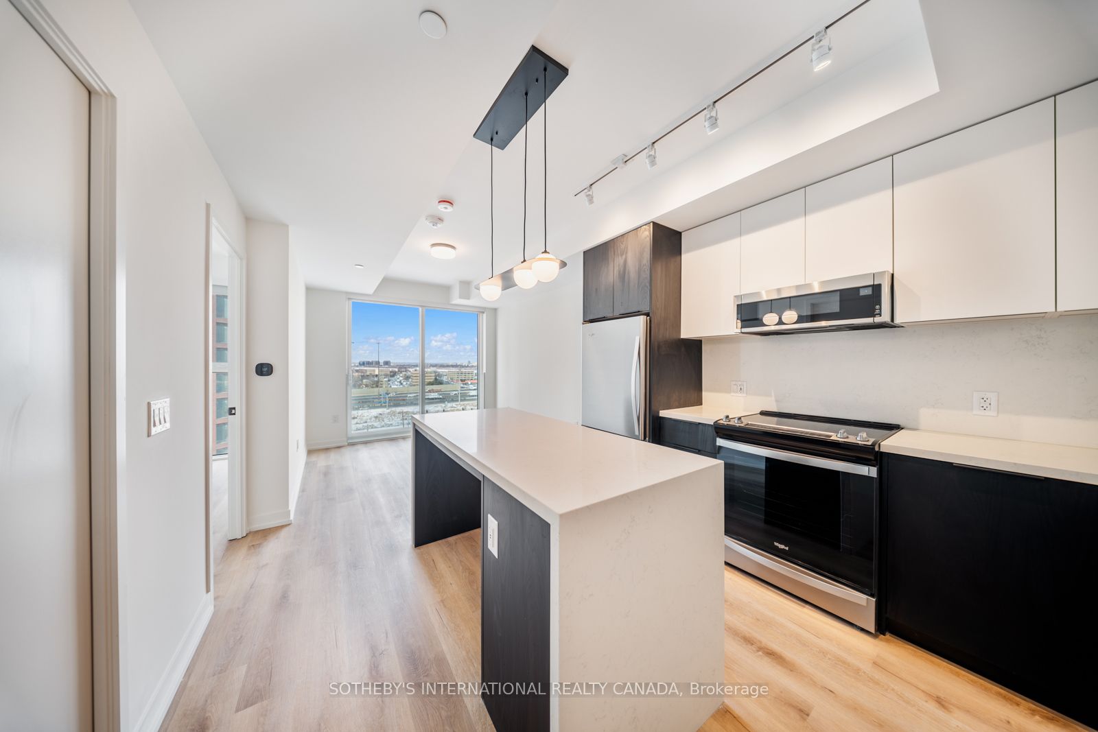 Additional image 5 of 1701-5 York Garden Way, Toronto, ON, M6A 2V1
