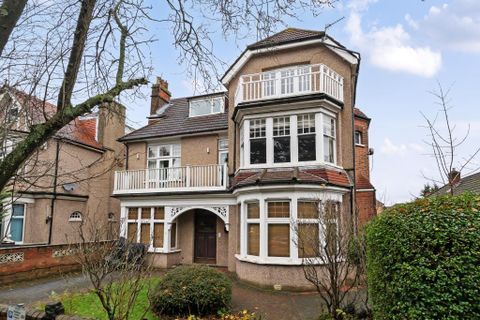 Seymour Road, Finchley N3