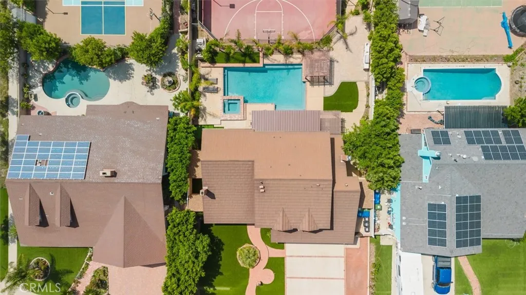 21210 Tulsa St, Chatsworth, CA 91311