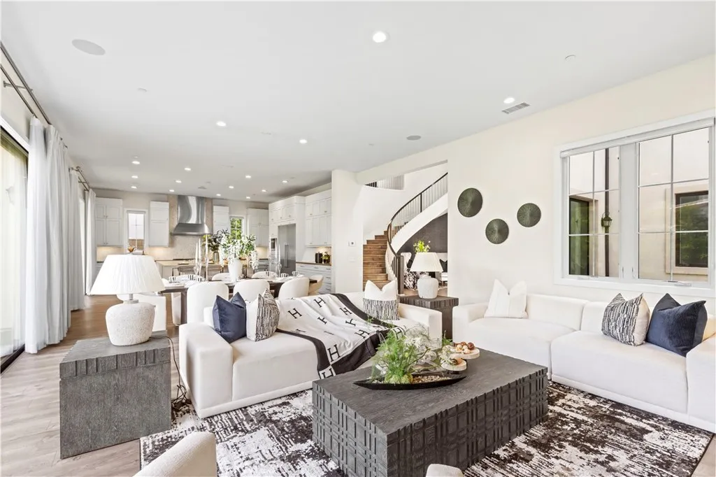 Additional image 11 of 57 Pulsar, Irvine, CA 92618