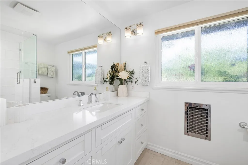 Additional image 77 of 8420 Cozycroft Ave, Winnetka, CA 91306