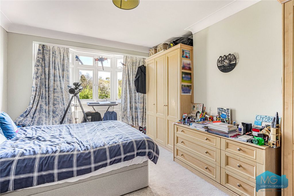 Additional image 13 of 3 bed semi-detached house for saleEast View, Barnet EN5