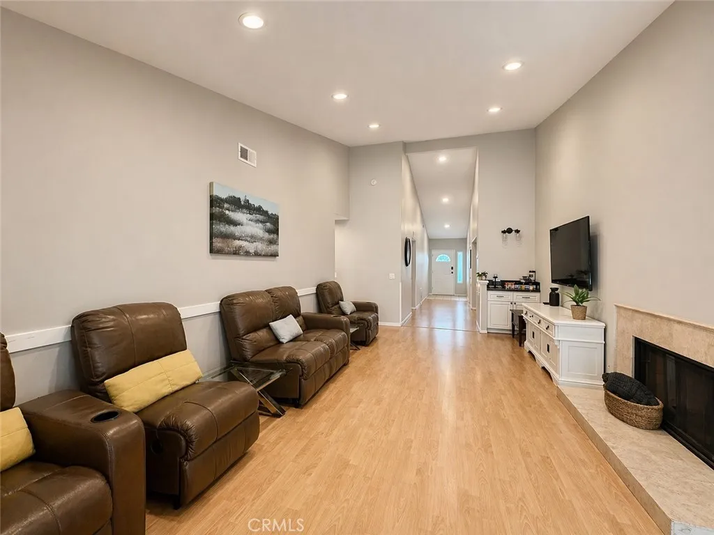 Additional image 6 of 21100 Vintage St, Chatsworth, CA 91311