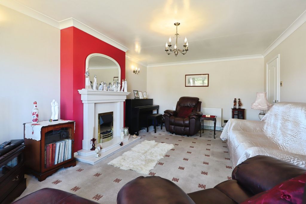 Additional image 9 of 3 bed detached bungalow for saleRyecroft Gardens, Eggborough, Goole DN14