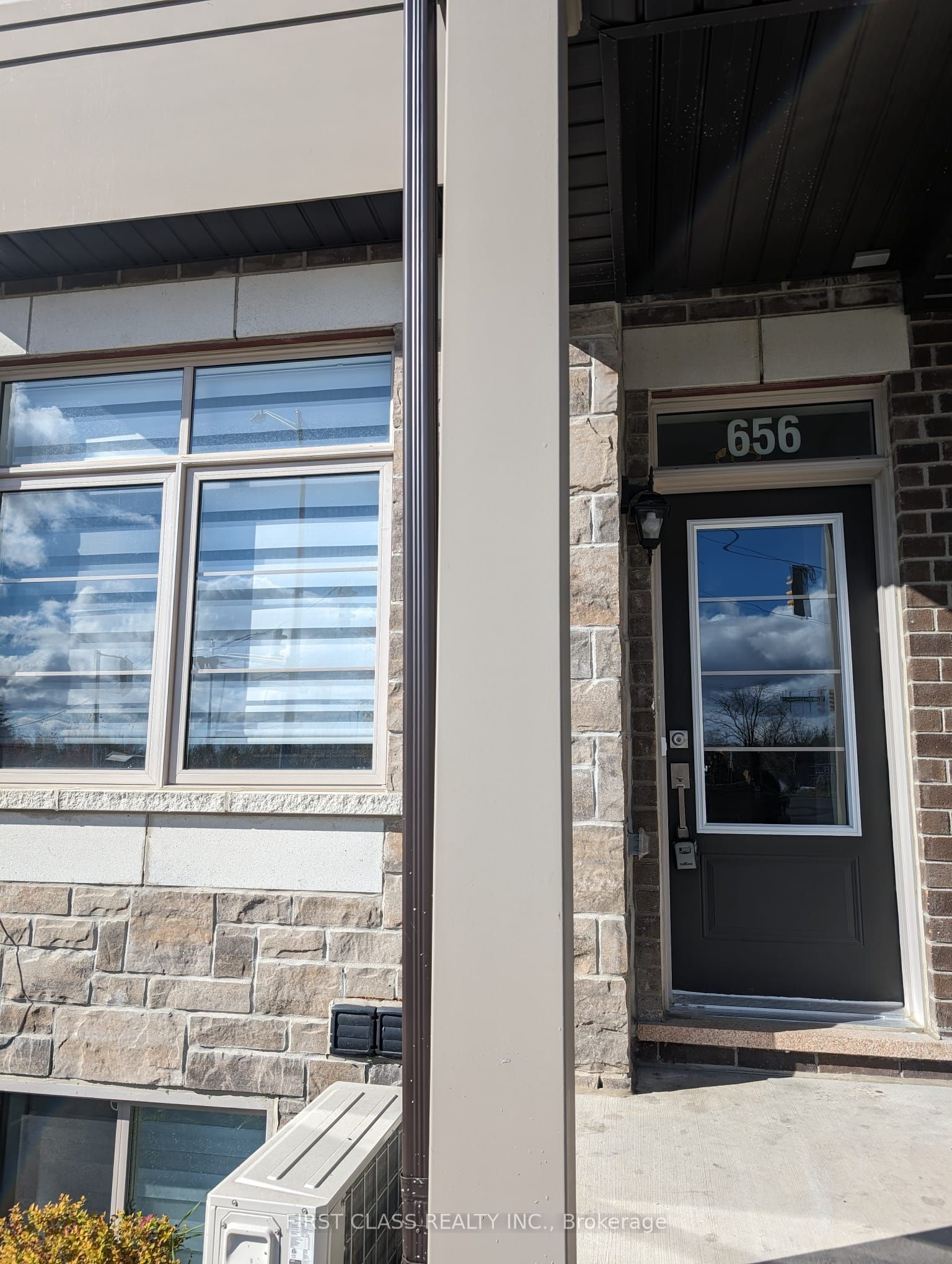 Additional image 4 of 656 Copper Creek Drive, Markham, ON, L6B 1R2