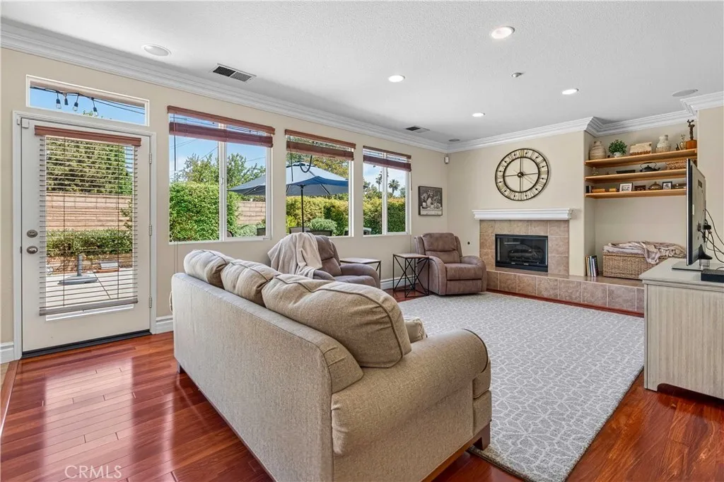 Additional image 3 of 21803 Delany Lane, Canoga Park, CA 91304