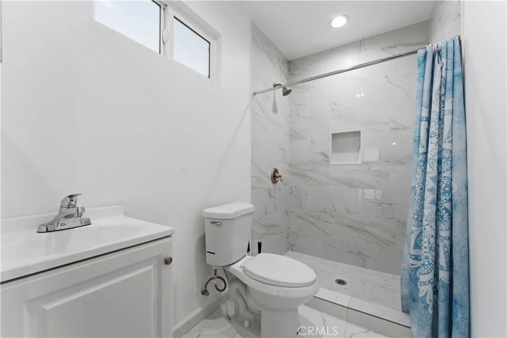 Additional image 93 of 15863 foothill Blvd, Rancho Cascades, CA 91342