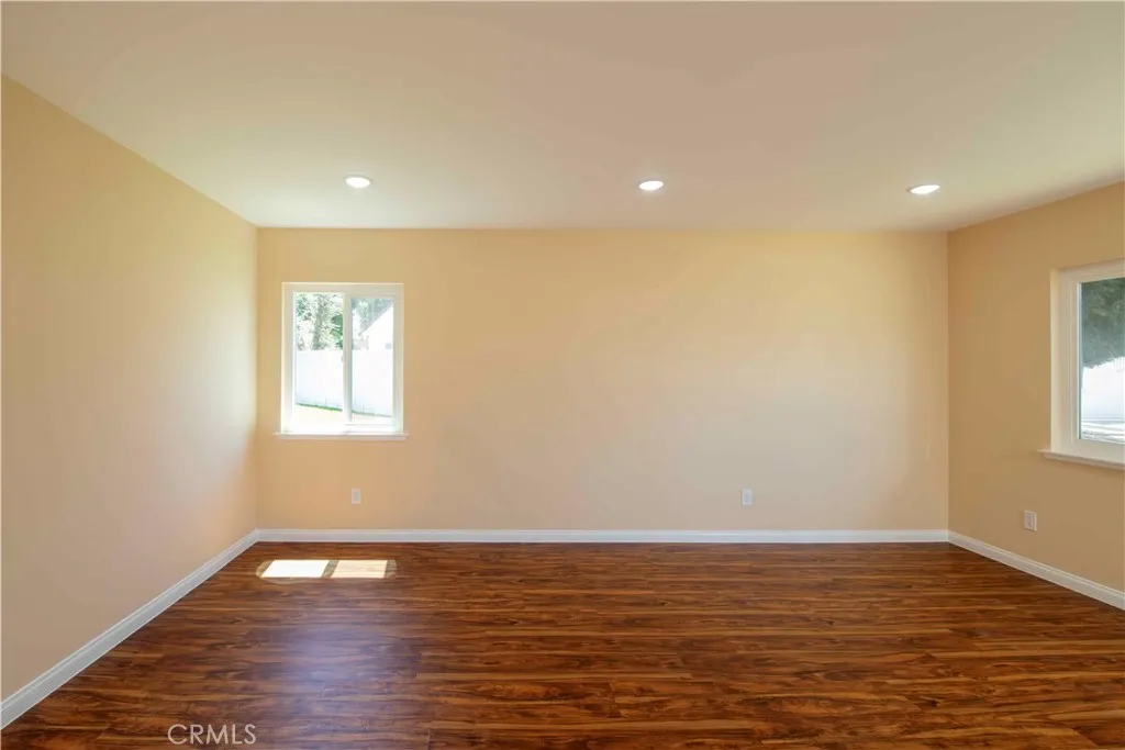 Additional image 102 of 7630 Minstrel Ave, Canoga Park, CA 91304