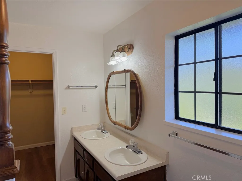 Additional image 18 of 5636 E Whitlock Rd, Mariposa, CA 95338
