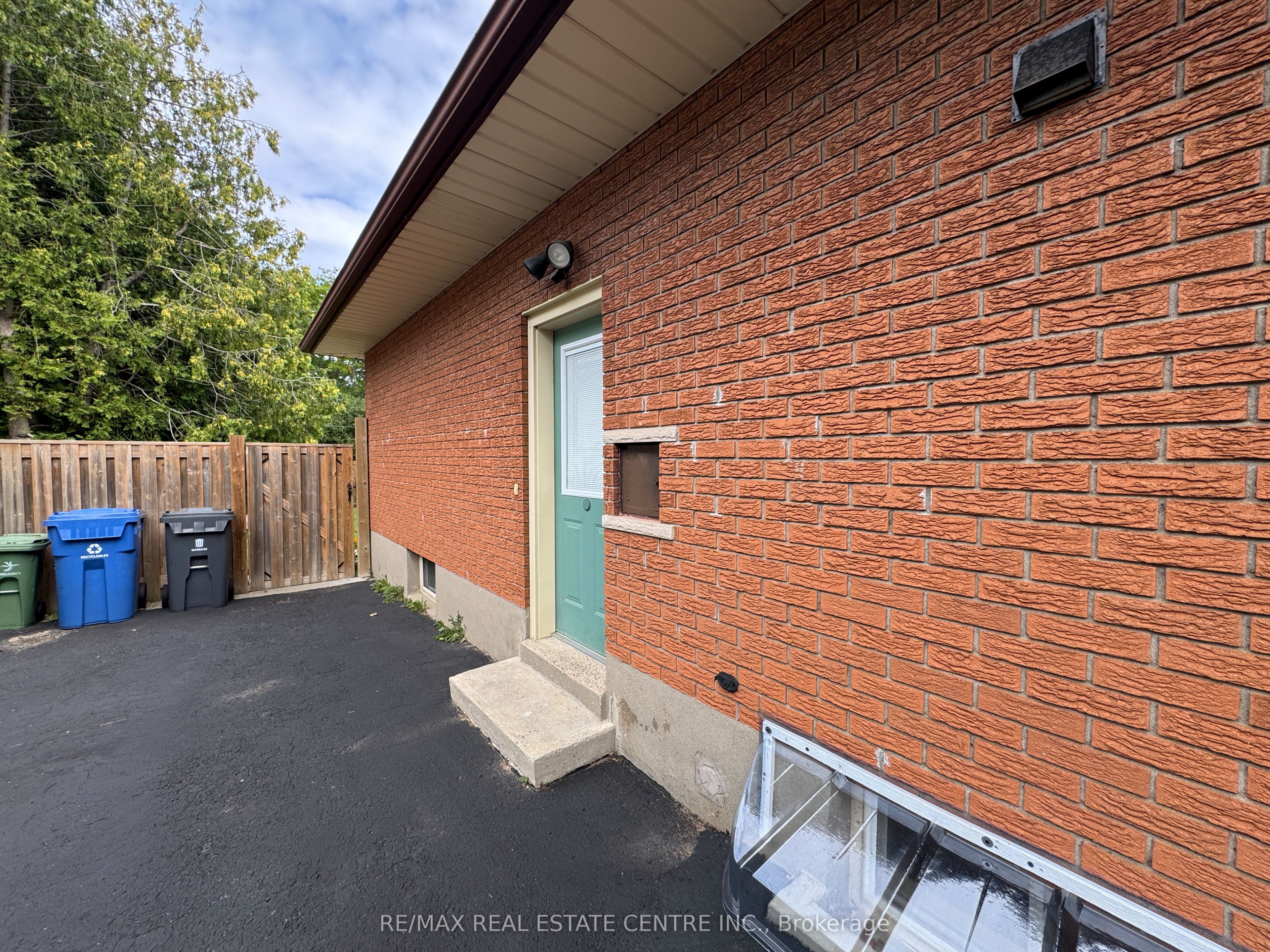 Additional image 3 of Basement-456 Speedvale ( Basement ) Avenue E, Guelph, ON, N1E 1P1