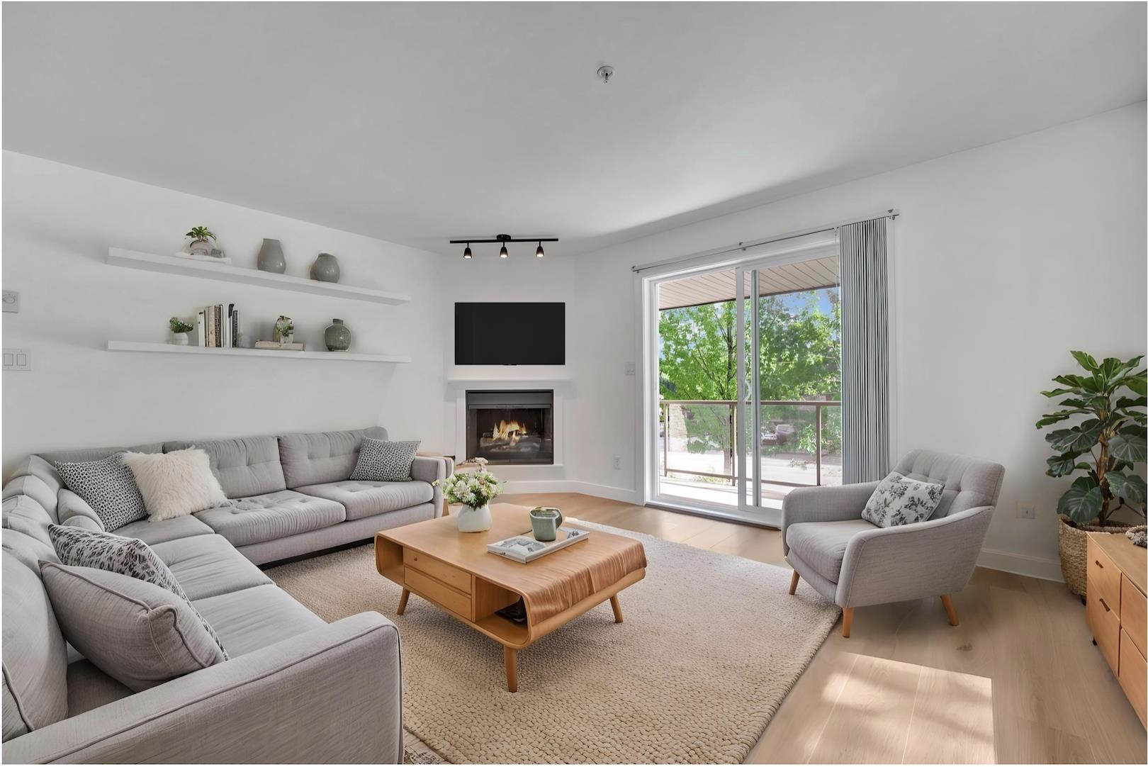 Additional image 6 of 210-2038 Sandalwood Crescent, Abbotsford, BC, V2S 3H6