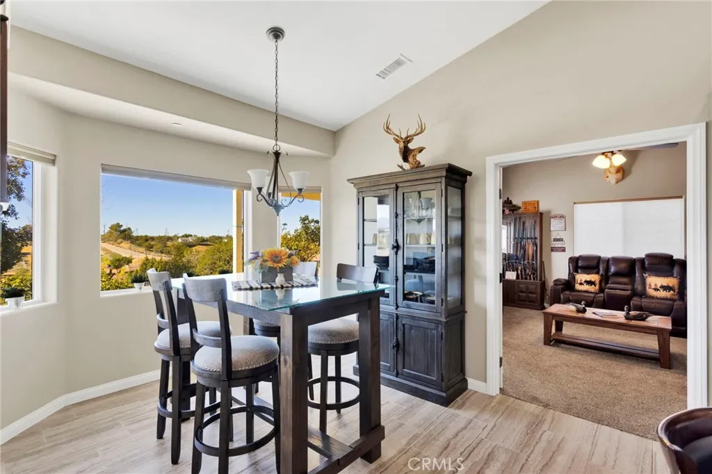 Additional image 17 of 8140 Heartland Cir, Oak Hills, CA 92344