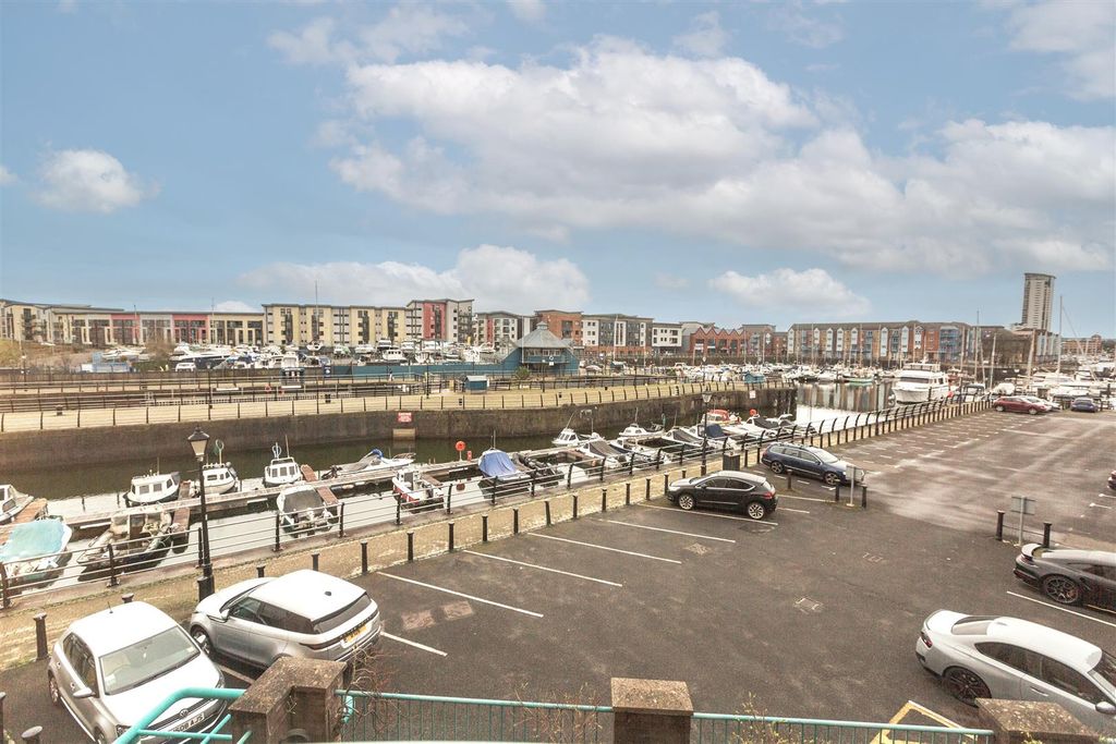 Additional image 38 of 3 bed flat for salePocketts Wharf, Marina, Swansea SA1