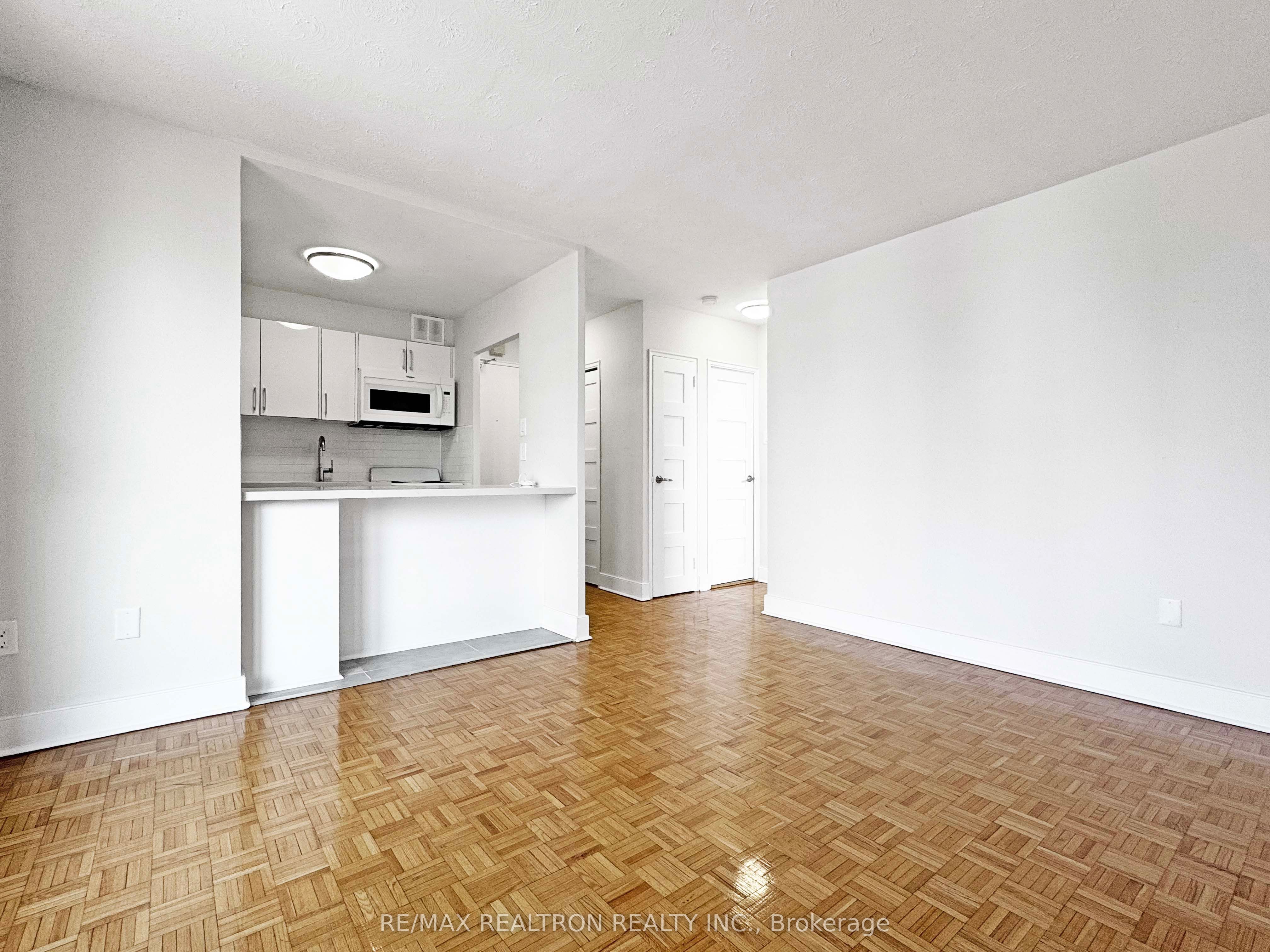 Additional image 3 of 505-485 Huron Street, Toronto, ON, M5R 2R5