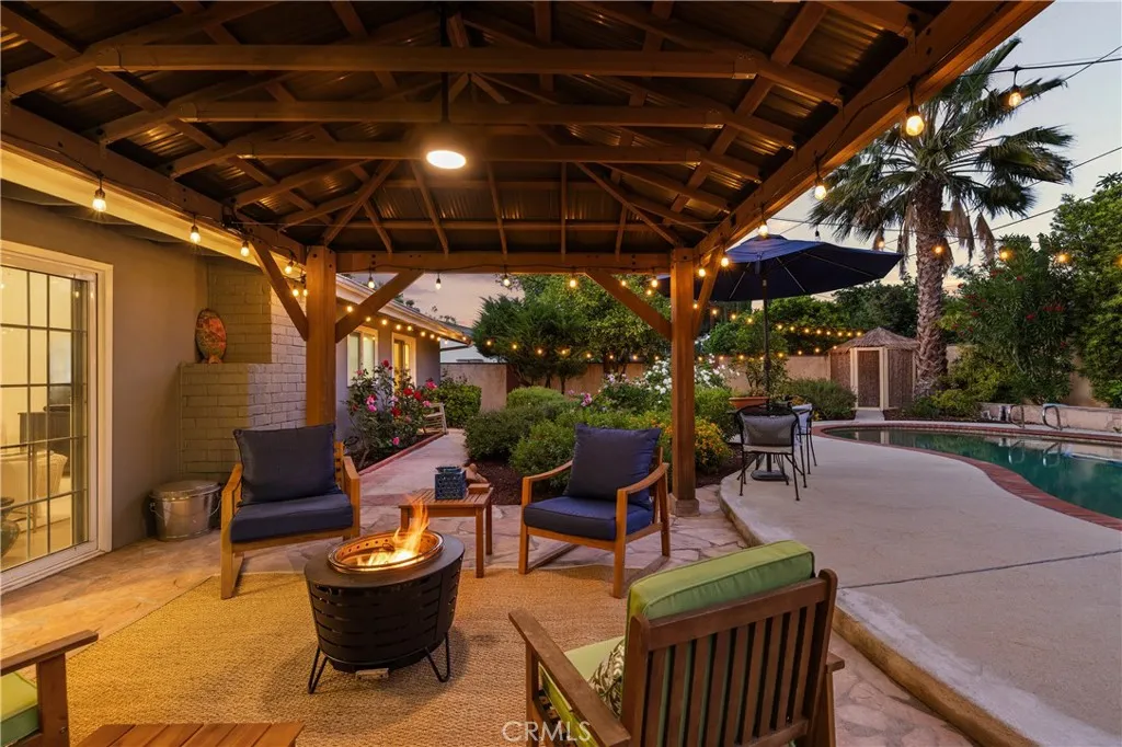 Additional image 49 of 8420 Cozycroft Ave, Winnetka, CA 91306