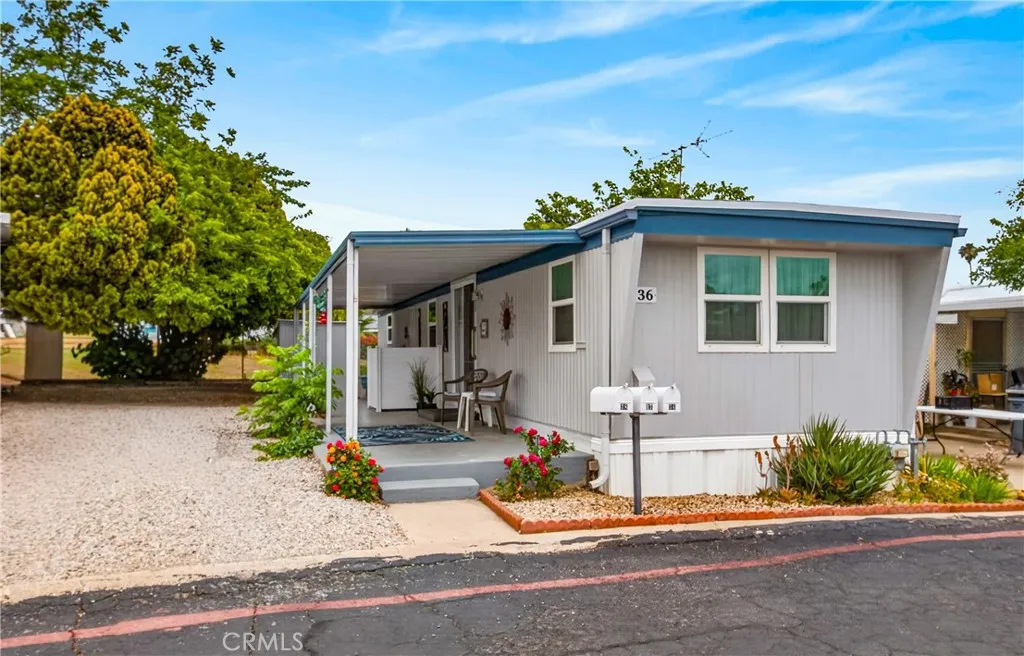 35011 Avenue E Unit 36, Yucaipa, CA 92399 photo 2