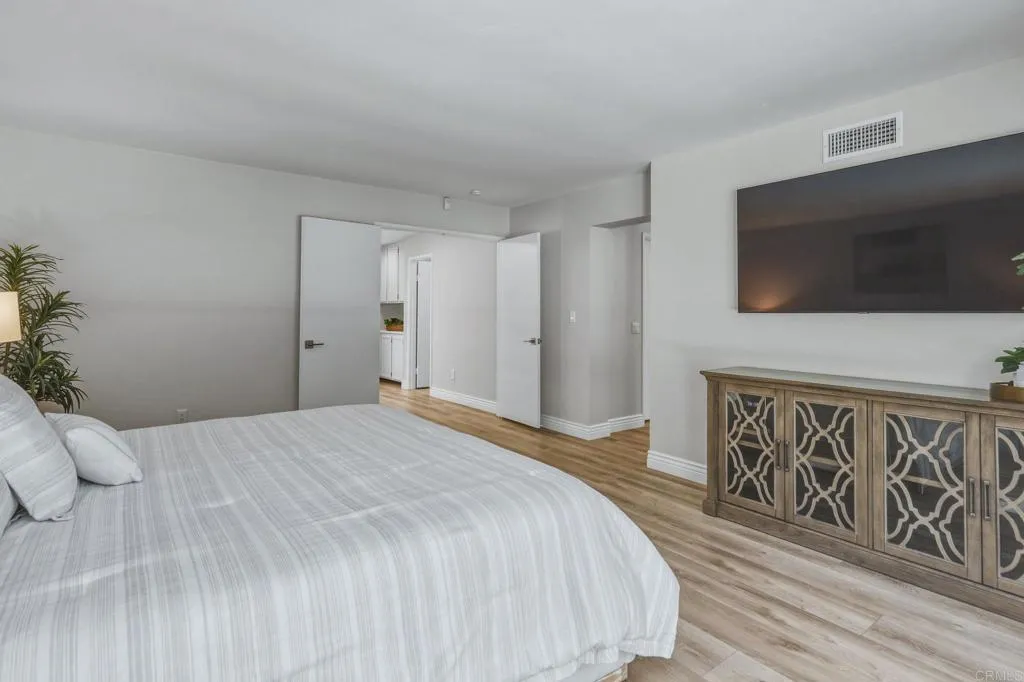 Additional image 84 of 11120 Forestview Lane, San Diego, CA 92131