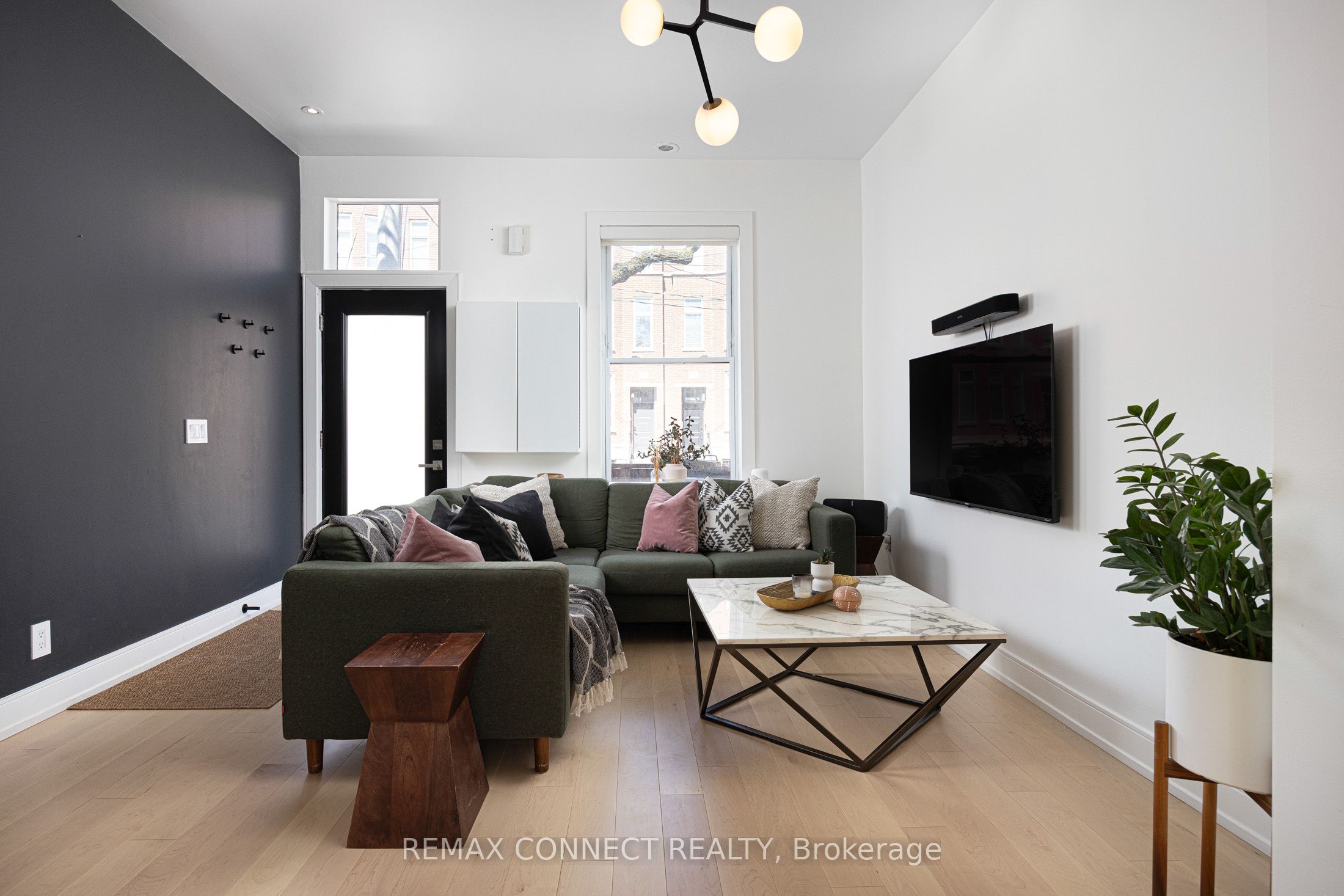 Additional image 4 of 553 King Street E, Toronto, ON, M5A 1M5