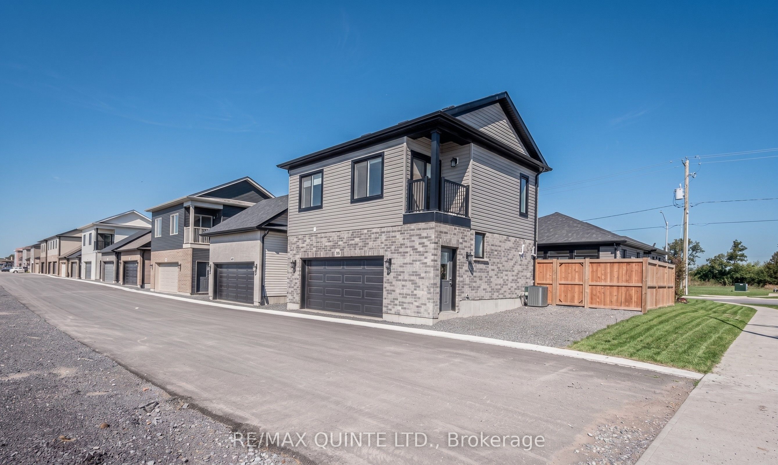 98B Riverstone Way, Belleville, ON, K8N 0S6