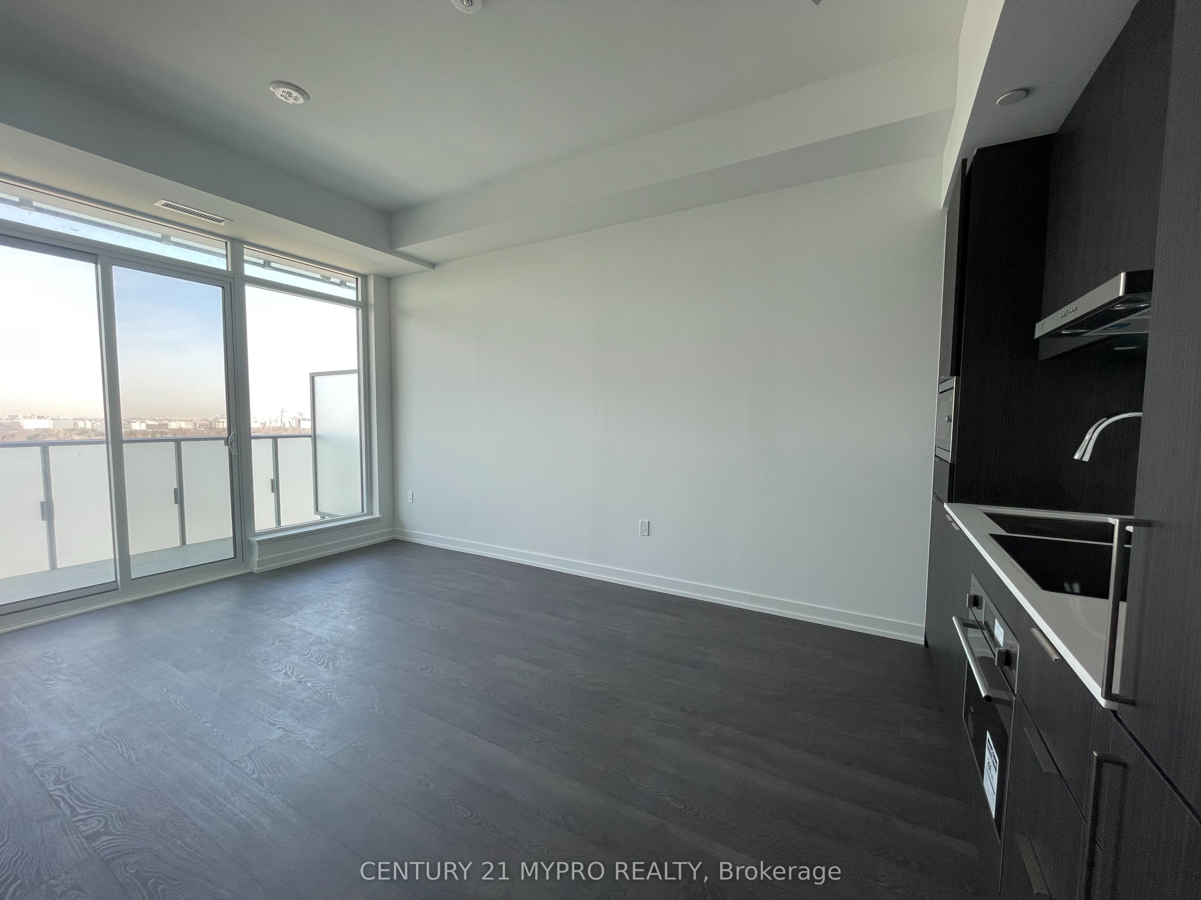 S1908-8 Olympic Garden Drive, Toronto, ON, M2M 0B9