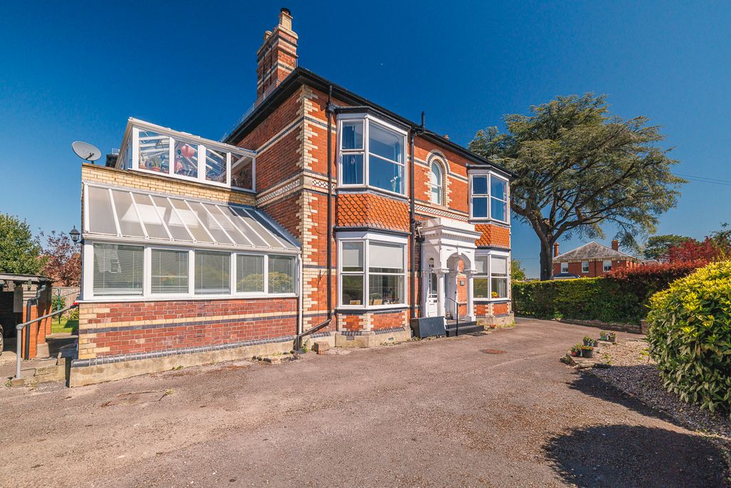 Additional image 18 of 3 bed flat for saleGloucester Road, Ross-On-Wye, Herefordshire HR9