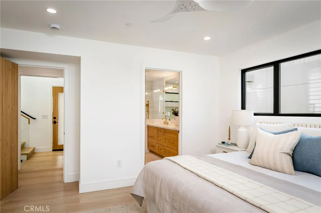 Additional image 91 of 89 Bayview Dr, Manhattan Beach, CA 90266