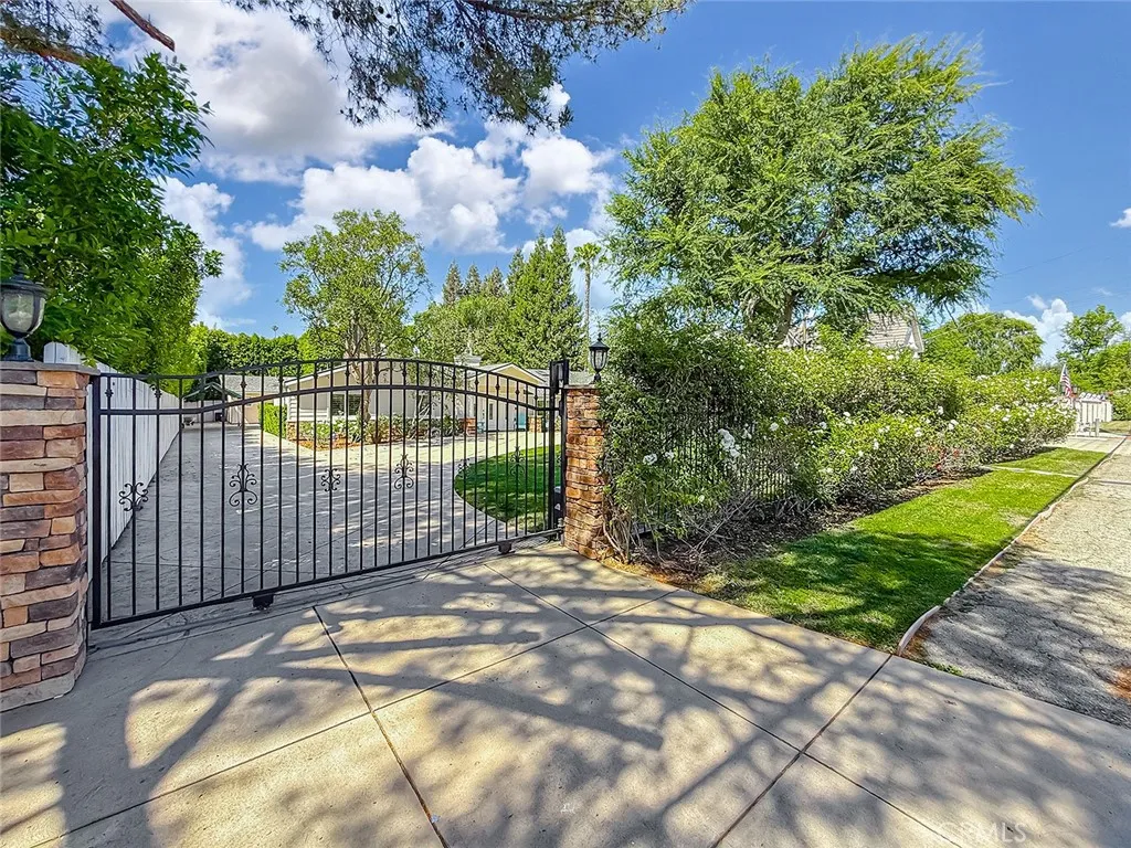 Additional image 78 of 23433 Hatteras St, Woodland Hills, CA 91367