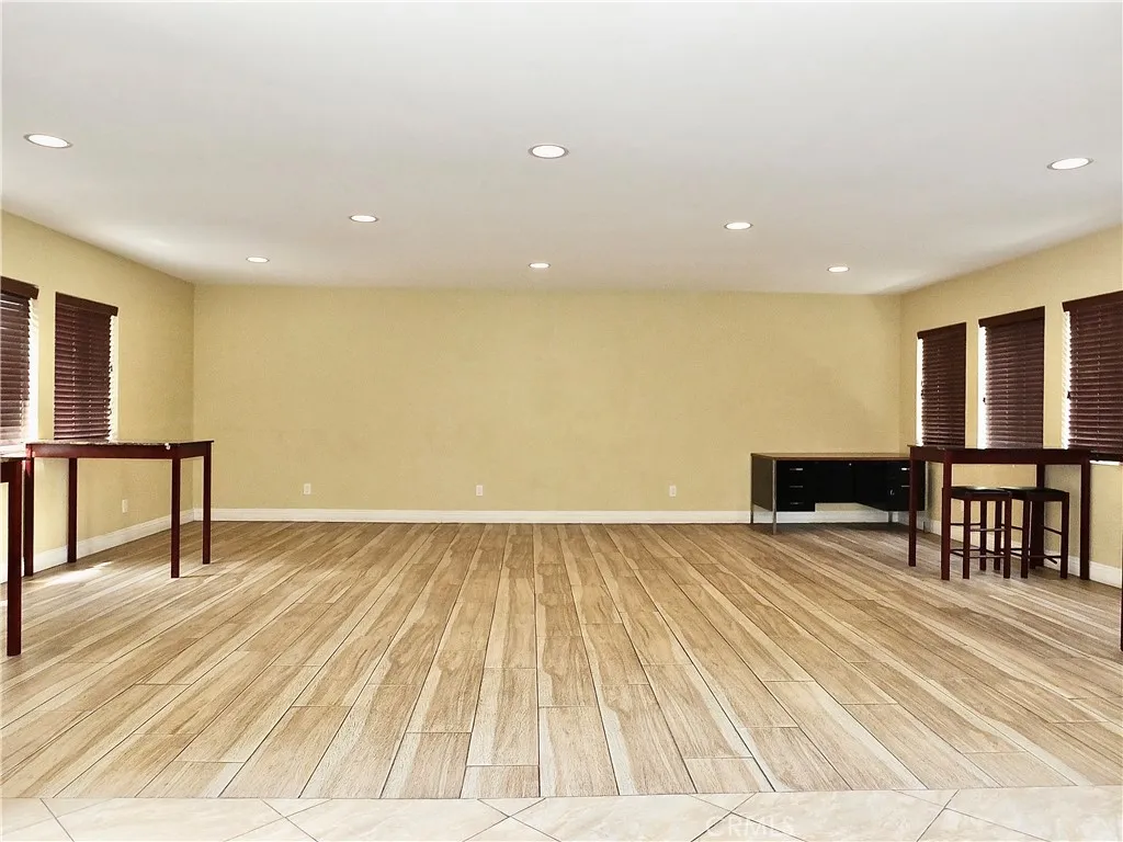 Additional image 89 of 12121 Centralia Street Unit 206, Lakewood, CA 90715