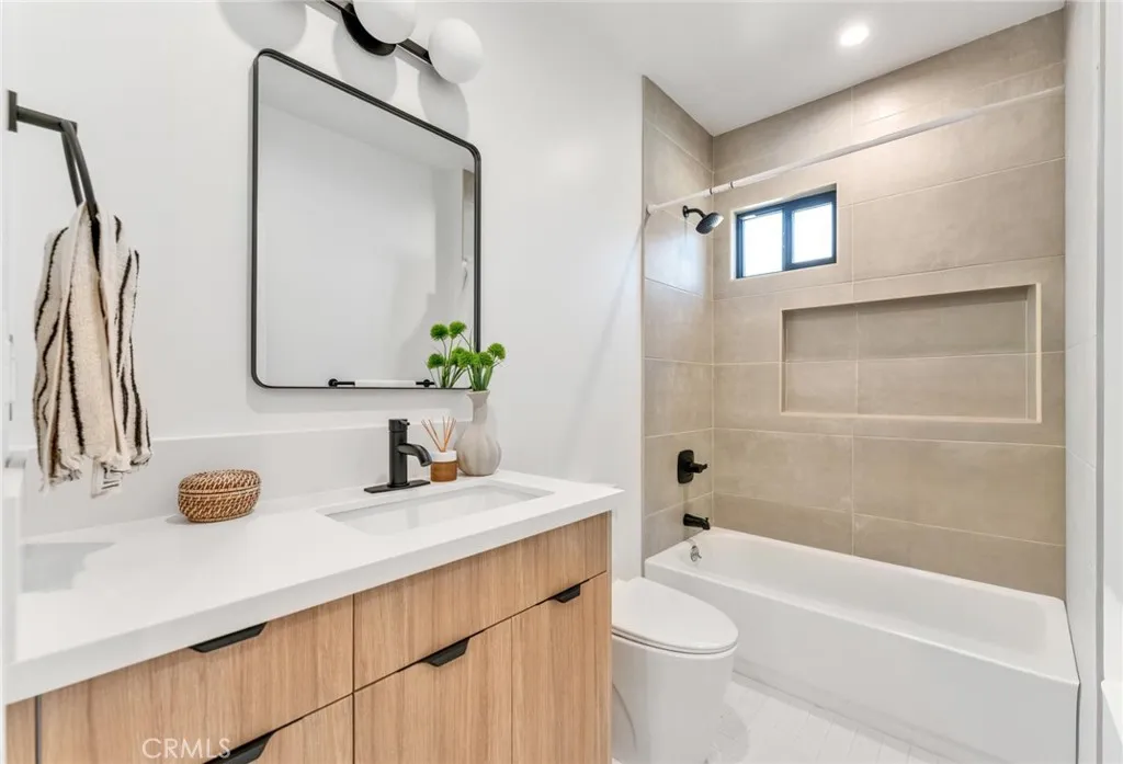 Additional image 29 of 1604 N Kingsley, Los Angeles, CA 90027