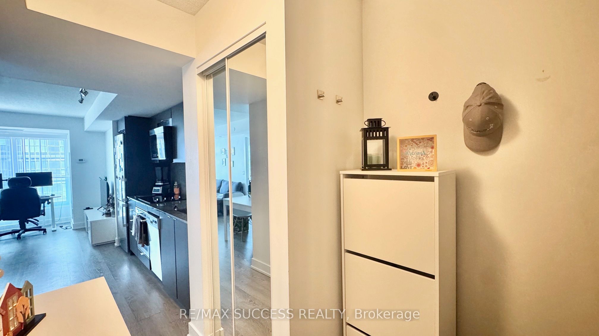 Additional image 5 of 805-7 Mabelle Avenue, Toronto, ON, M9A 0C9