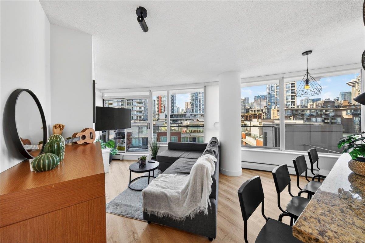 905-58 Keefer Place, Vancouver, BC, V6B 0B8
