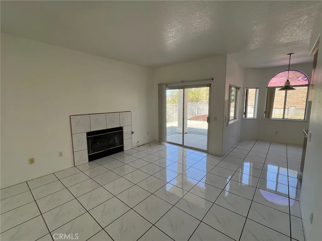Additional image 23 of 5134 Calle Zafiro, Jurupa Valley, CA 92509